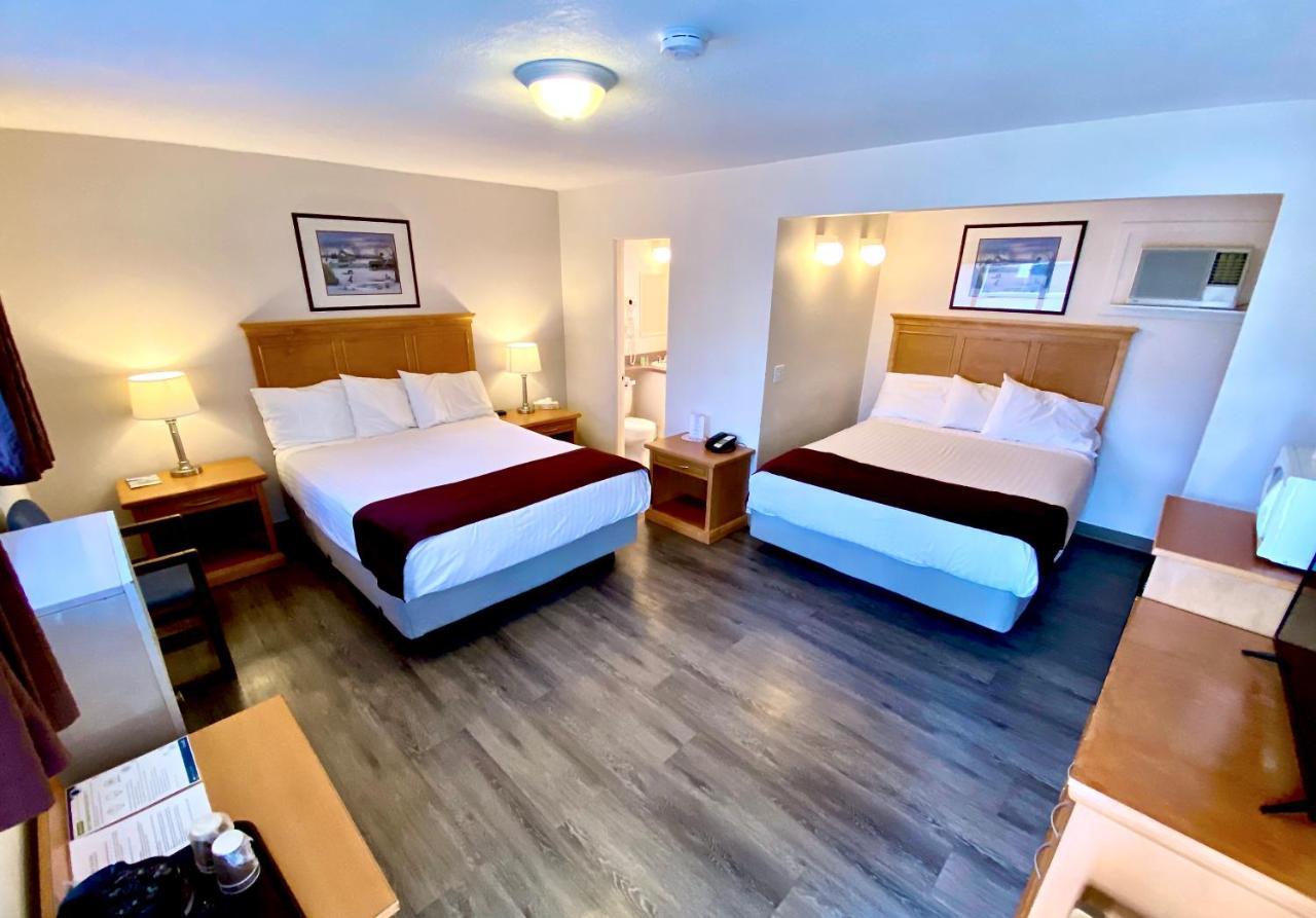 Silver Star Motel Вернон Экстерьер фото