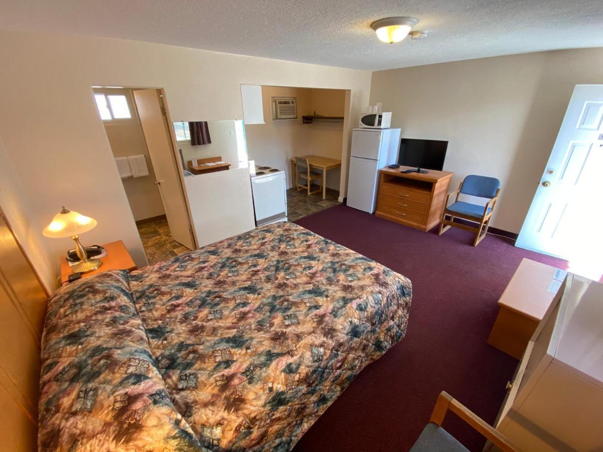 Silver Star Motel Вернон Экстерьер фото